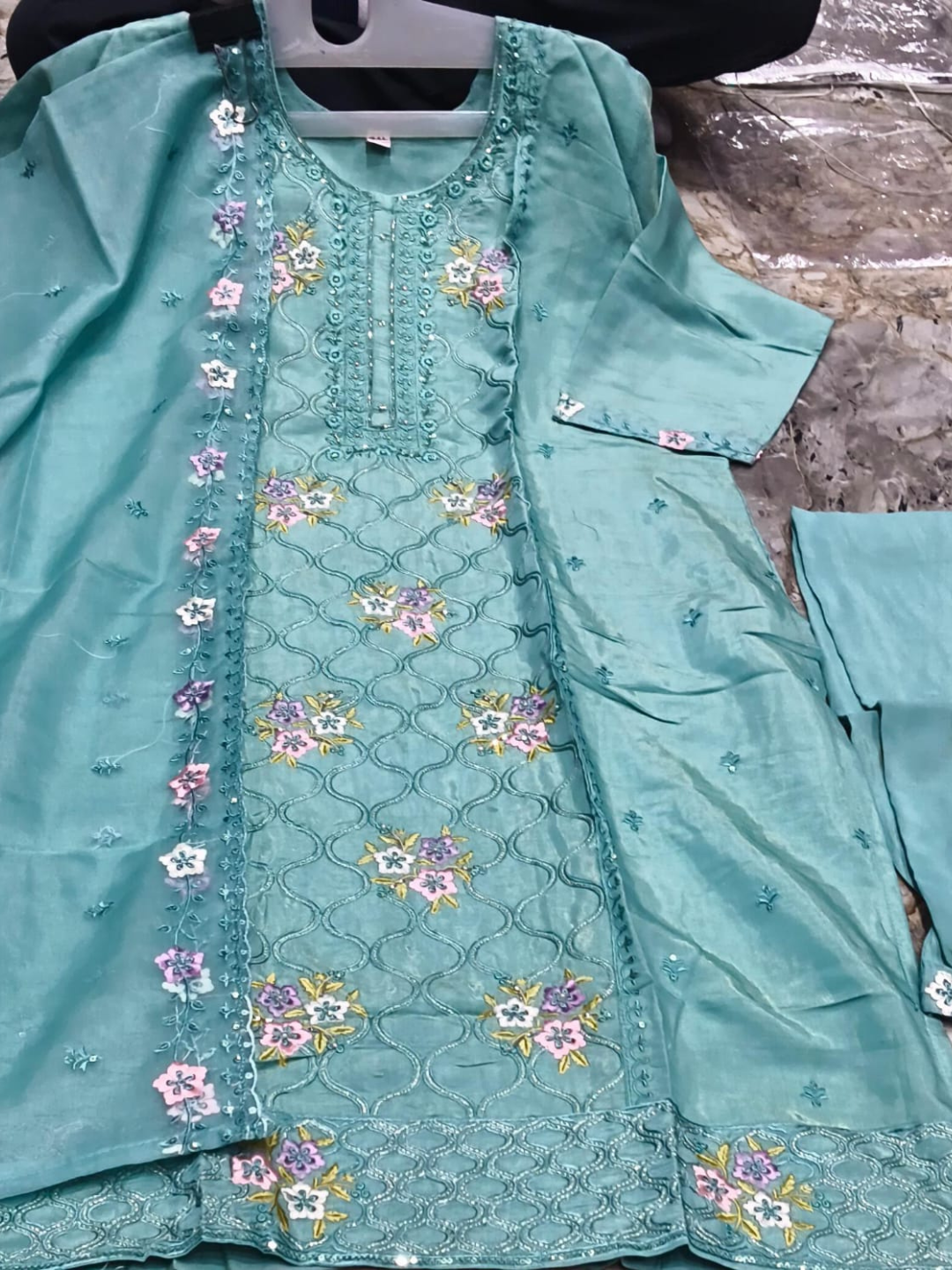 Elegant Aqua Green Embroidered Silk Blend Kurta Pant Set with Sheer Dupatta (Plus Size)