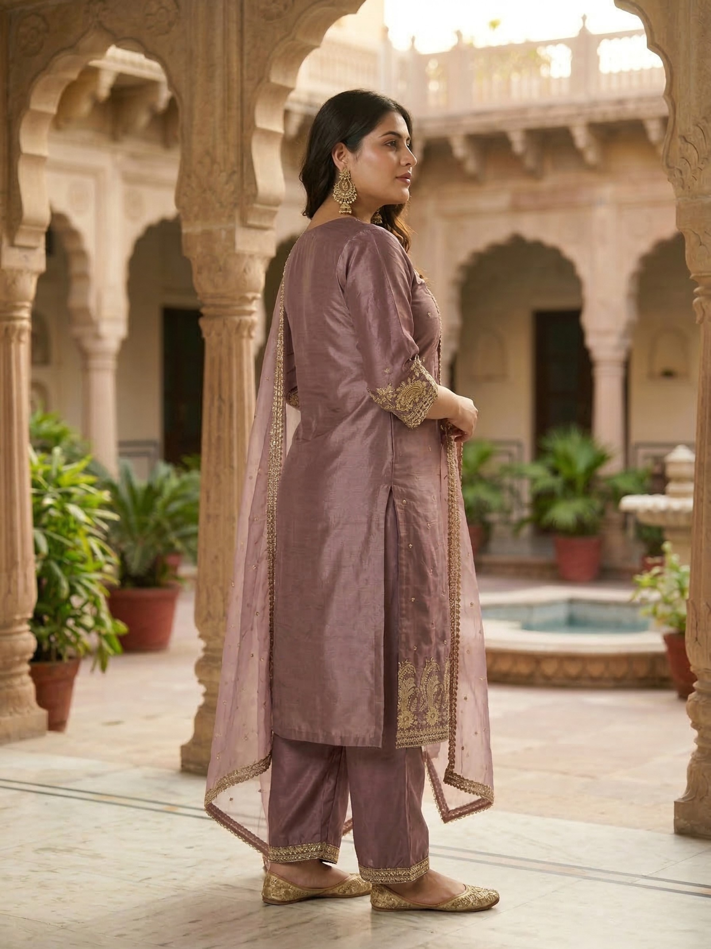 Mauve Pink Embroidered Silk Blend Kurta Pant Set with Sheer Dupatta – Festive & Wedding Wear | Plus Size (3XL, 4XL, 5XL)