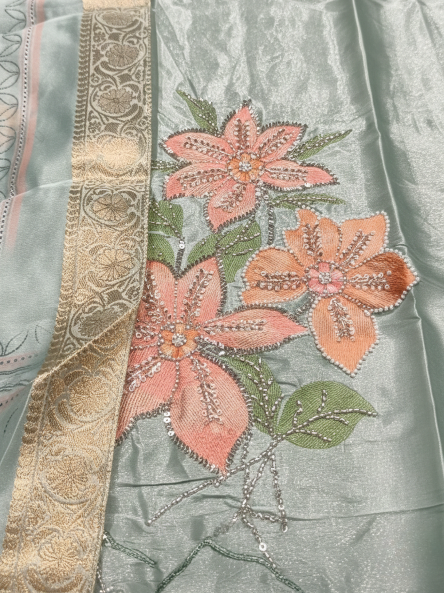 Women’s Plus Size Pastel Green Silk Blend Kurta Pant Set with Floral Work Dupatta