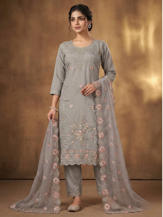 Women’s Grey Embroidered Kurta Pant Set with Net Dupatta | Plus Size 3XL-5XL
